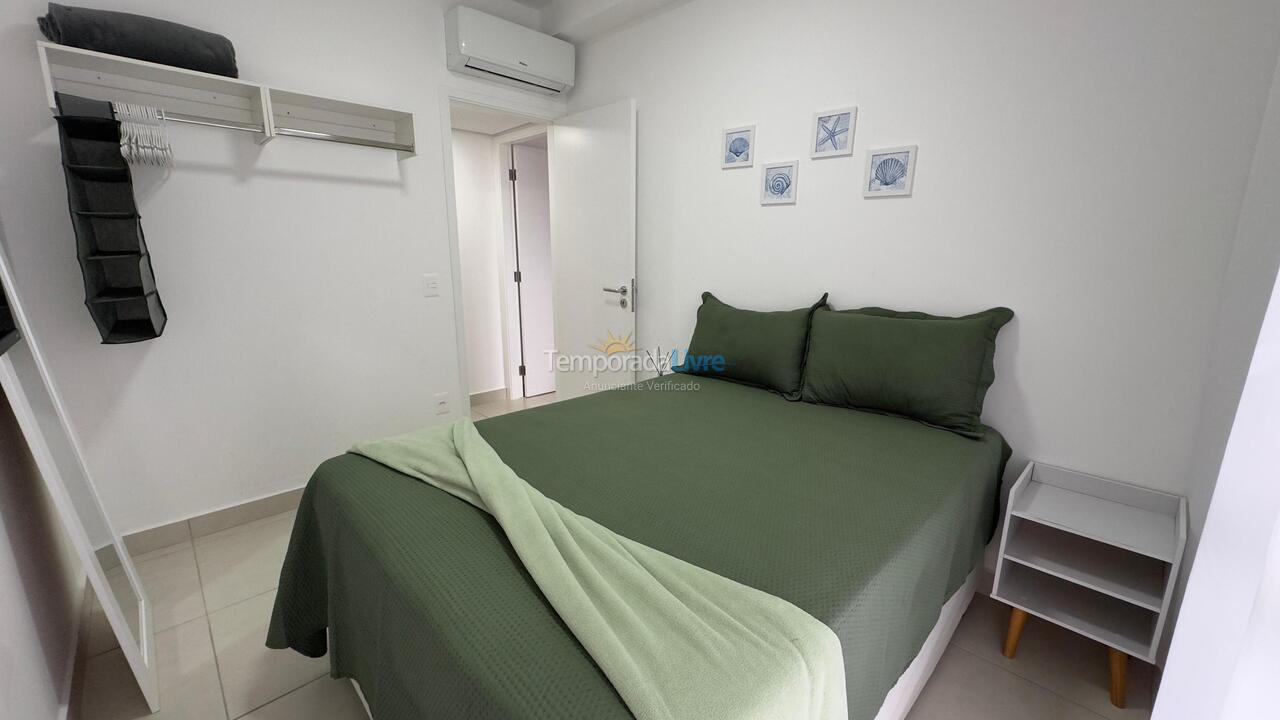 Apartamento para aluguel de temporada em Bertioga (Centro)