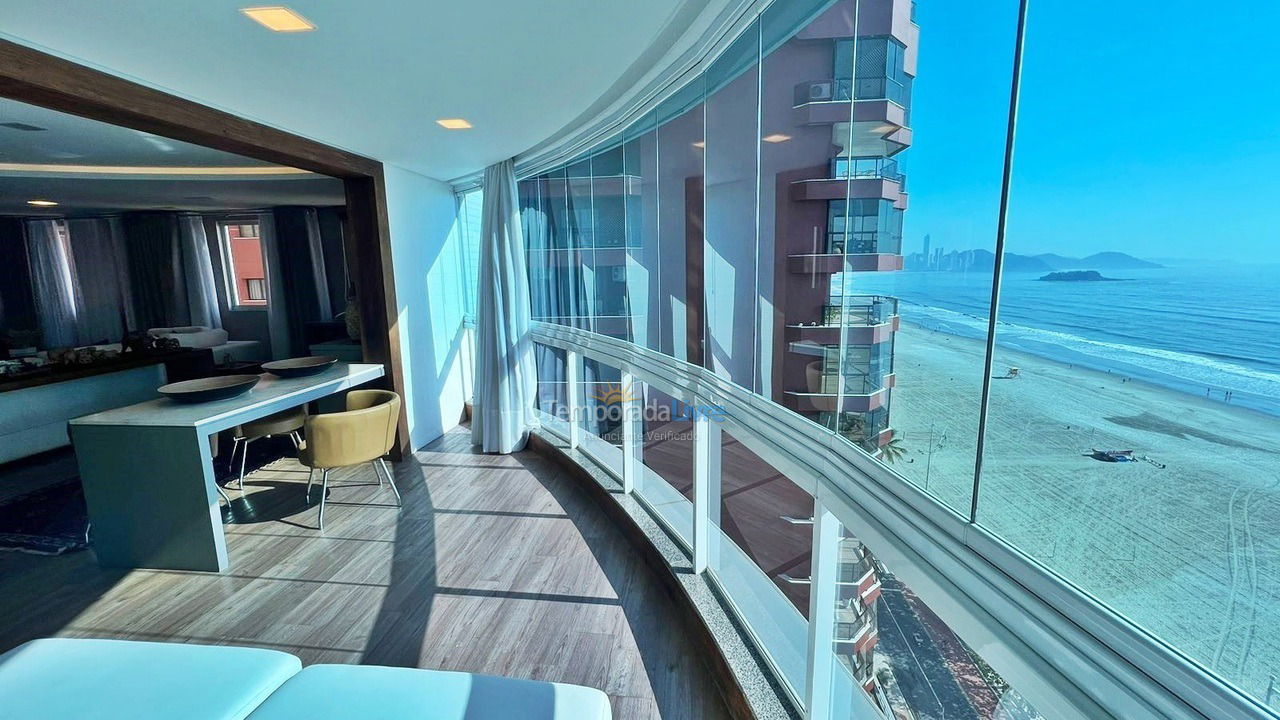 Apartamento para aluguel de temporada em Balneário Camboriú (Praia Central)