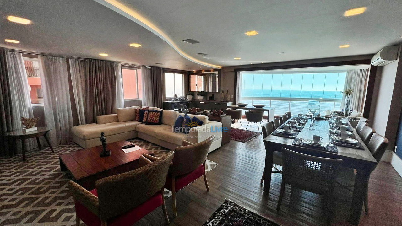 Apartamento para aluguel de temporada em Balneário Camboriú (Praia Central)