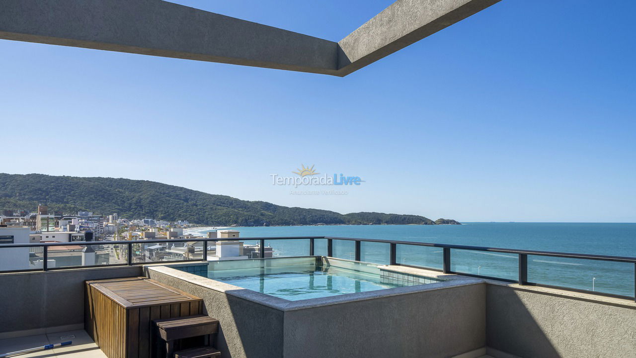 Apartment for vacation rental in Bombinhas (Praia de Bombas)