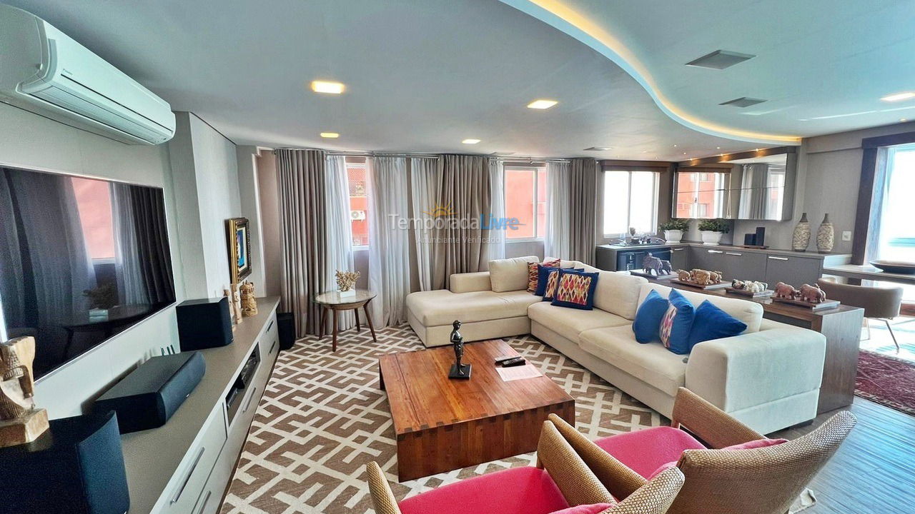 Apartamento para aluguel de temporada em Balneário Camboriú (Praia Central)