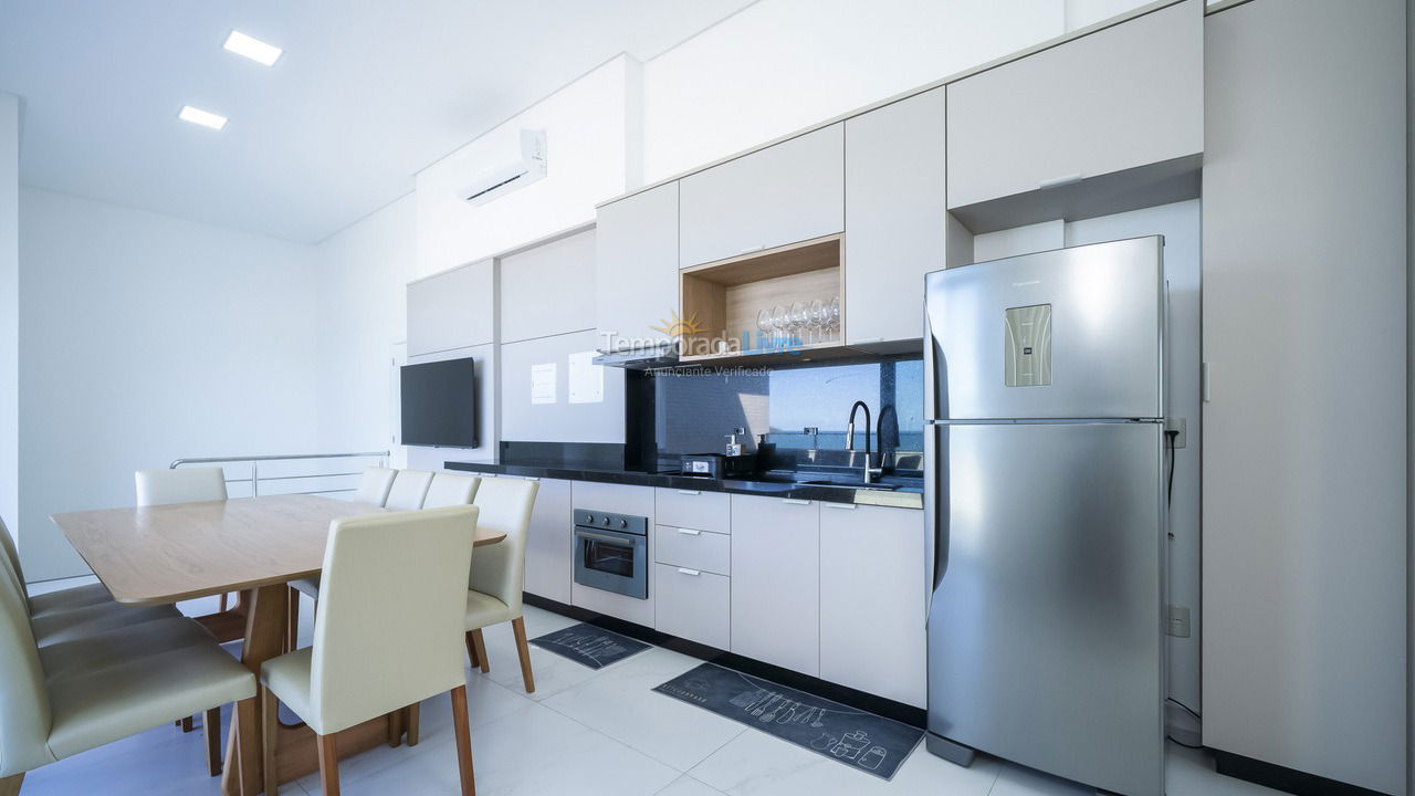 Apartment for vacation rental in Bombinhas (Praia de Bombas)