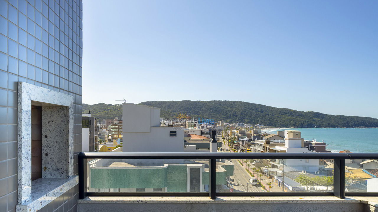 Apartment for vacation rental in Bombinhas (Praia de Bombas)