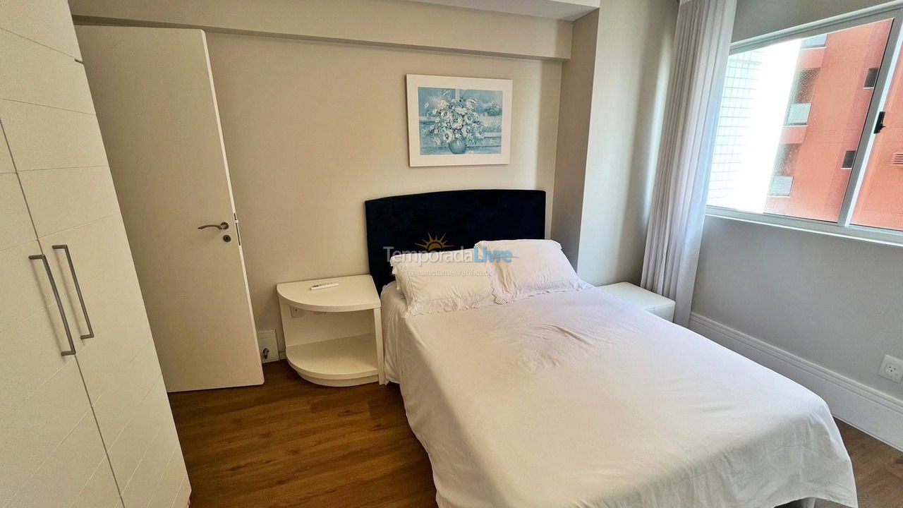 Apartamento para aluguel de temporada em Balneário Camboriú (Praia Central)