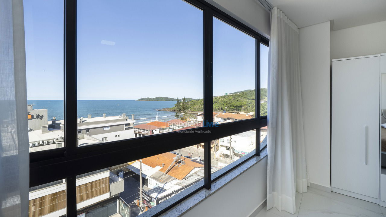 Apartment for vacation rental in Bombinhas (Praia de Bombas)