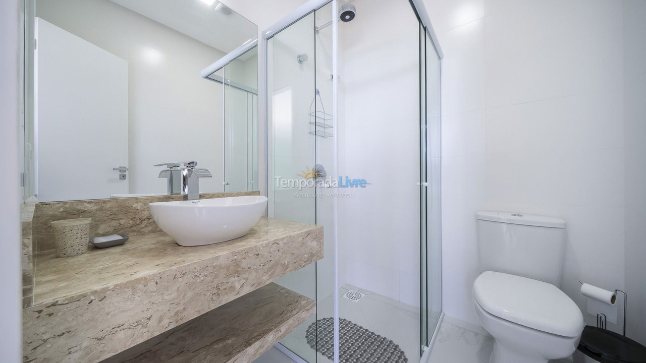 Apartment for vacation rental in Bombinhas (Praia de Bombas)