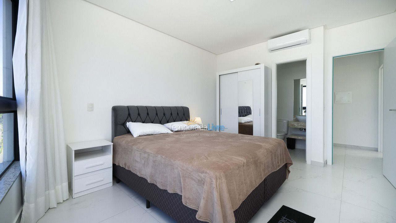 Apartment for vacation rental in Bombinhas (Praia de Bombas)