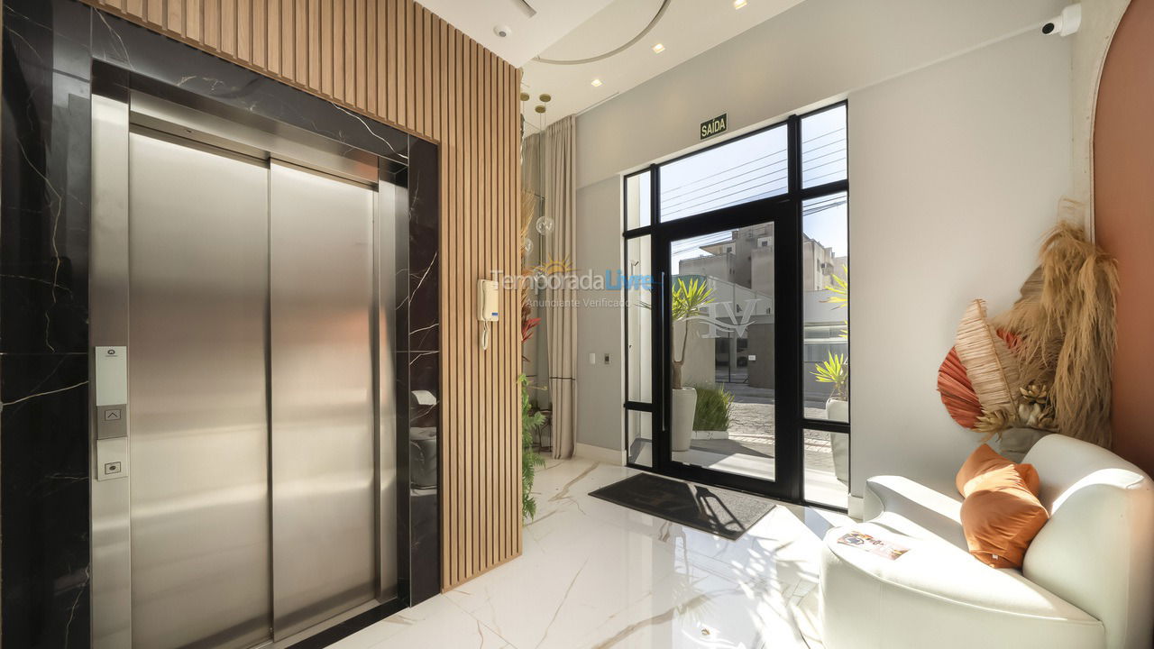 Apartment for vacation rental in Bombinhas (Praia de Bombas)