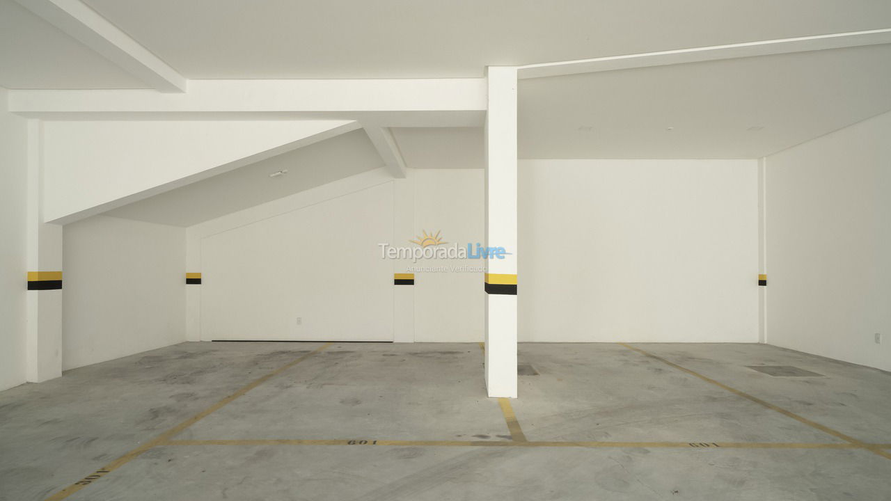 Apartment for vacation rental in Bombinhas (Praia de Bombas)