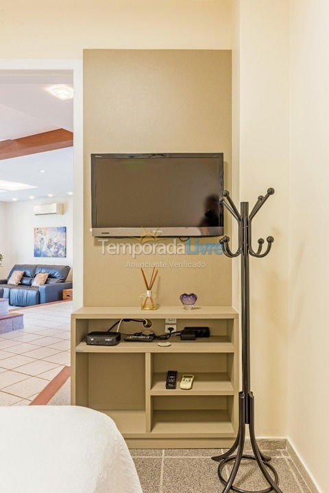 Casa para aluguel de temporada em Florianópolis (Praia da Daniela)