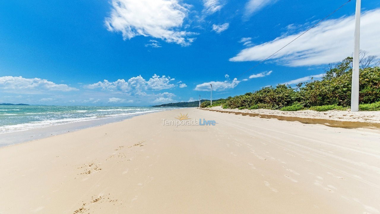 Casa para aluguel de temporada em Florianópolis (Praia da Daniela)