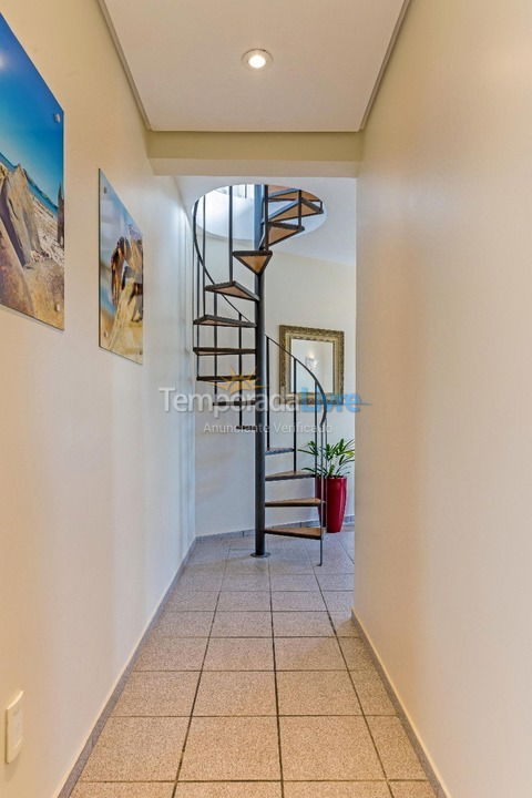 Casa para aluguel de temporada em Florianópolis (Praia da Daniela)