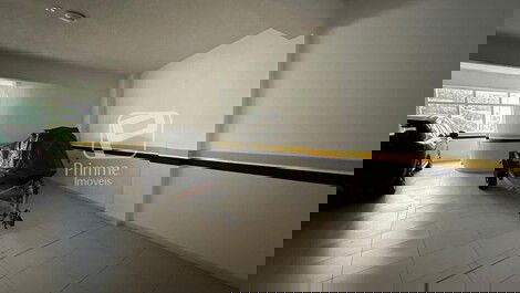 4-BEDROOM APARTMENT ONE BLOCK FROM THE BEACH IN BALNEARIO CAMBORIU