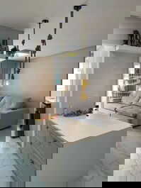 SEASONAL RENTAL - 2-SUITE APARTMENT ON BRAVA BEACH