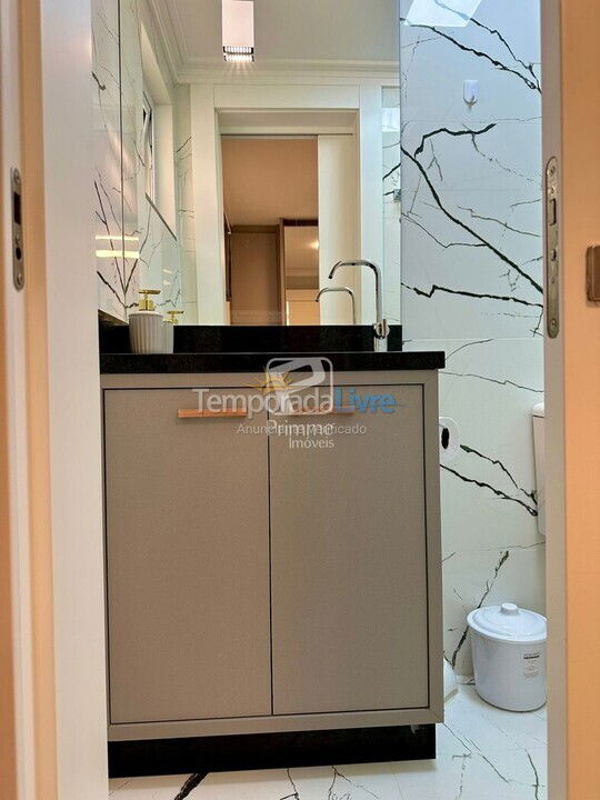 Apartment for vacation rental in Balneário Camboriú (Centro)