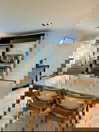 SEASONAL RENTAL - 3 BEDROOM APARTMENT IN BALNEÁRIO CAMBORIÚ