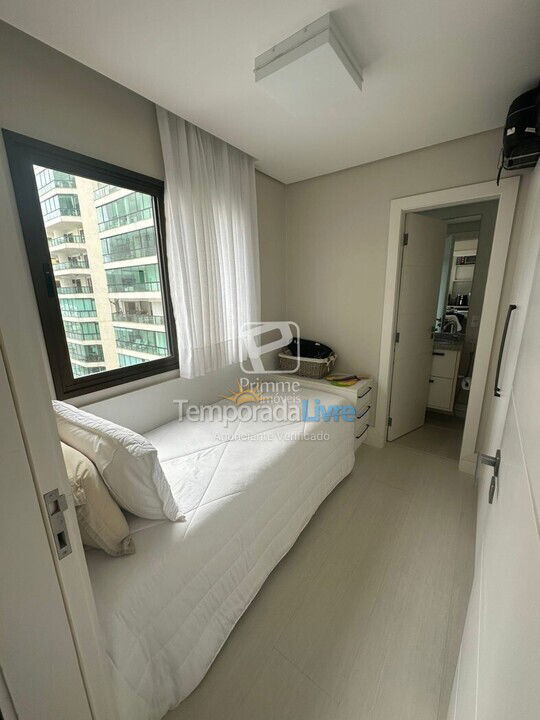 Apartamento para aluguel de temporada em Balneário Camboriú (Centro)