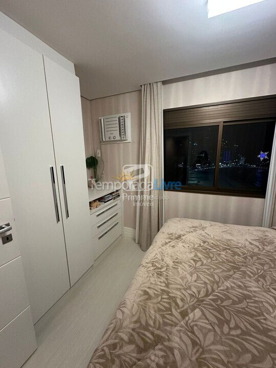 Apartamento para aluguel de temporada em Balneário Camboriú (Centro)