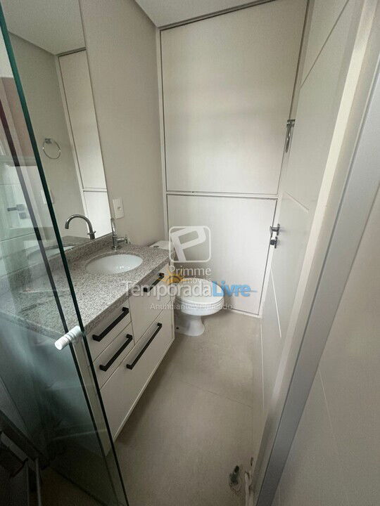 Apartamento para aluguel de temporada em Balneário Camboriú (Centro)