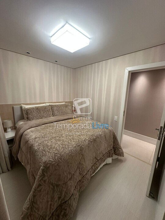 Apartamento para aluguel de temporada em Balneário Camboriú (Centro)