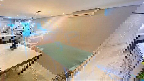 TEMPORADA- APARTAMENTO FRENTE MAR 4 SUITES EM BALNEARIO CAMBORIU