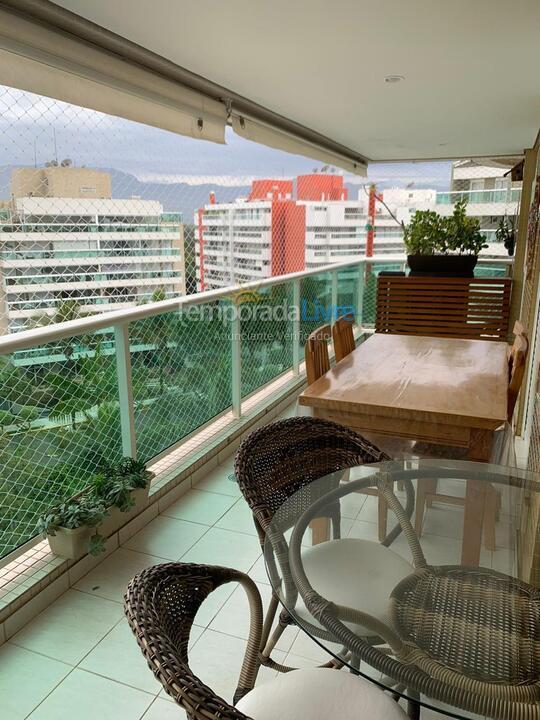 Apartamento para aluguel de temporada em Bertioga (Riviera de São Lourenço)