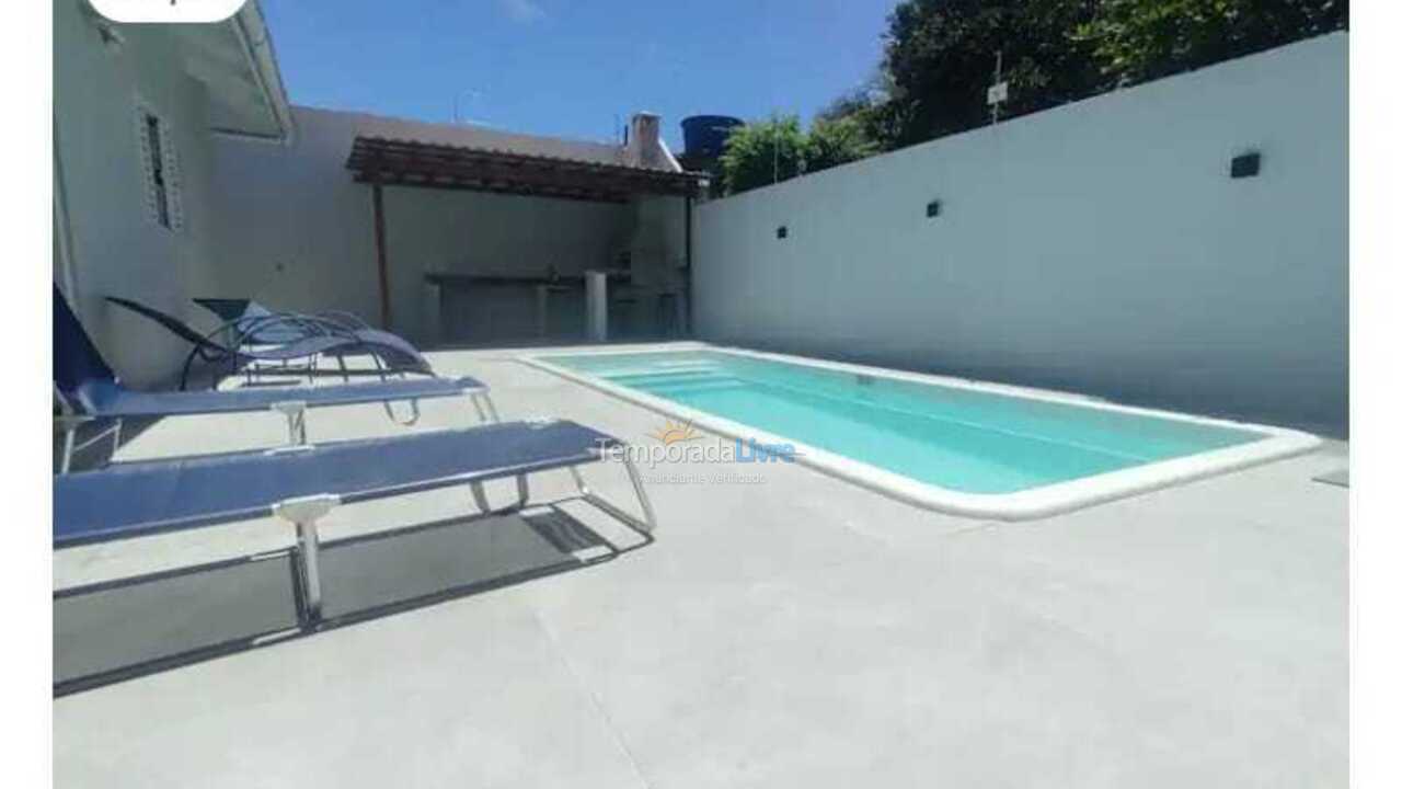 House for vacation rental in Florianopolis (Canasvieiras)