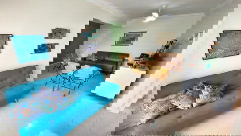 Ed. Márcia: 3 quartos // quadra mar // sacada // wifi