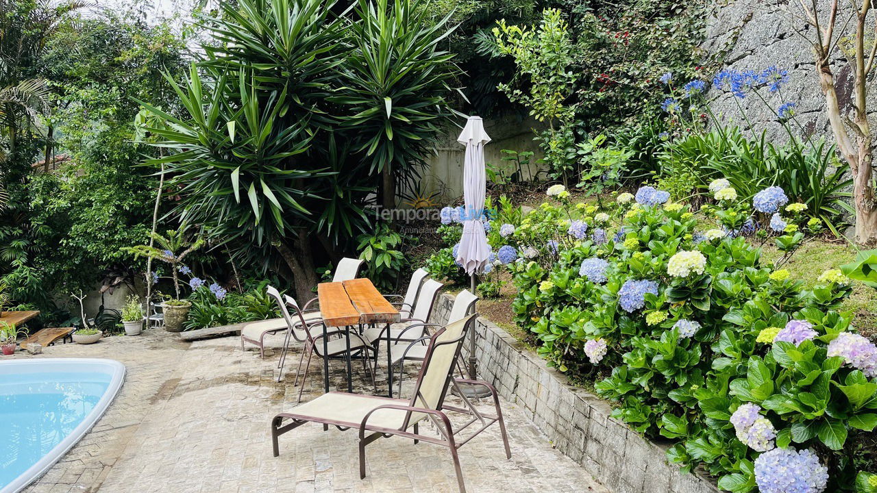 House for vacation rental in Petrópolis (Quitandinha)