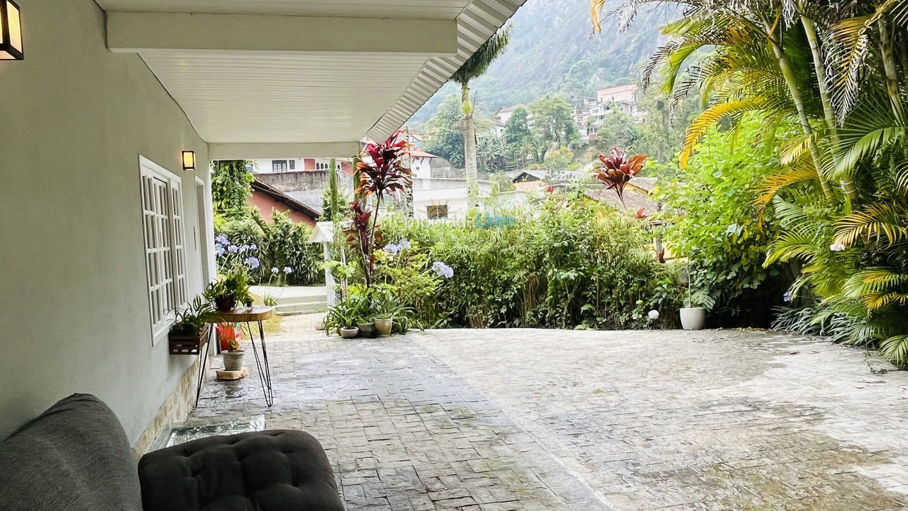 House for vacation rental in Petrópolis (Quitandinha)