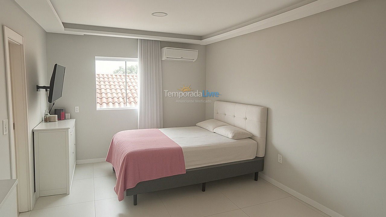 Casa para alquiler de vacaciones em Porto Belo (Perequê)