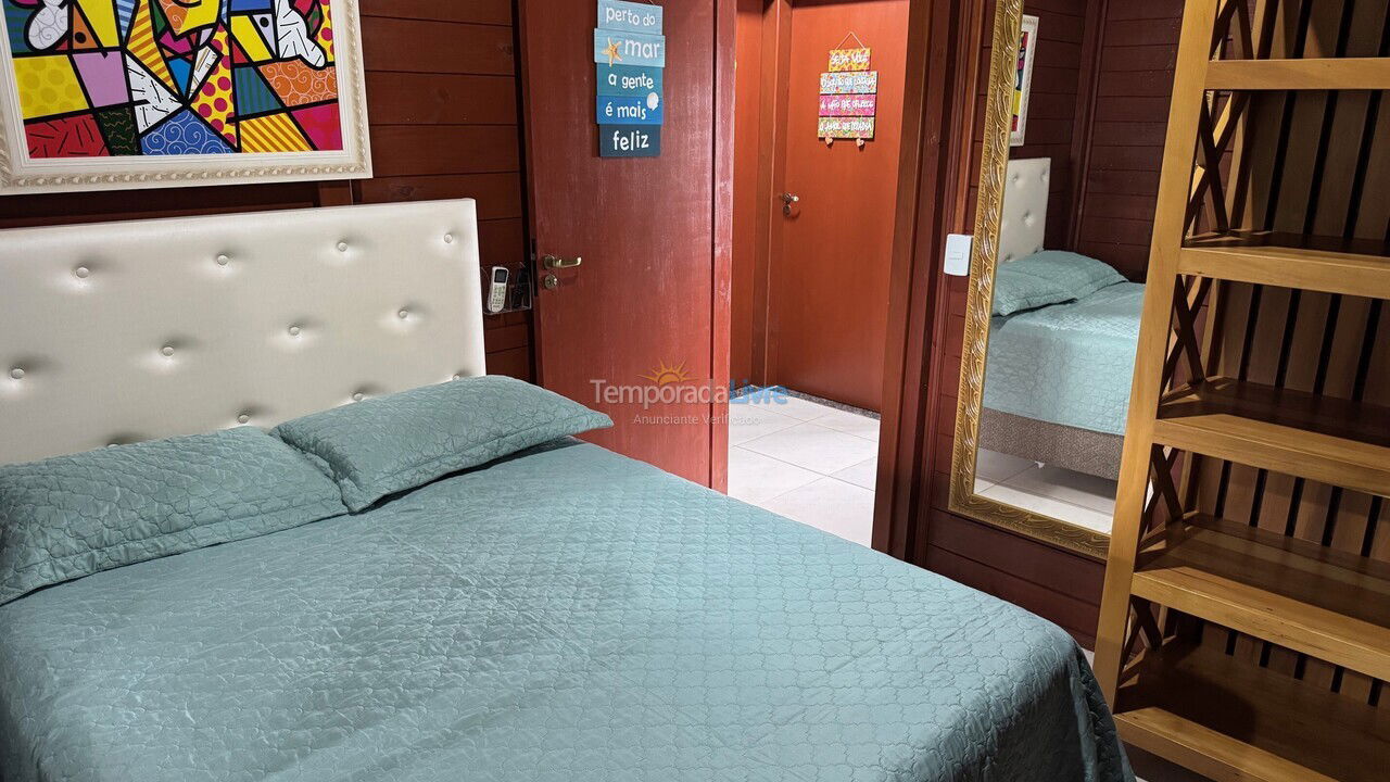 House for vacation rental in Palhoça (Praia do Sonho)