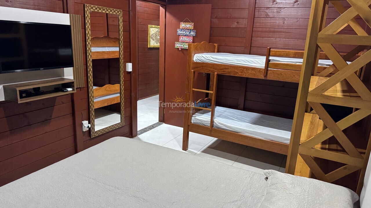 House for vacation rental in Palhoça (Praia do Sonho)