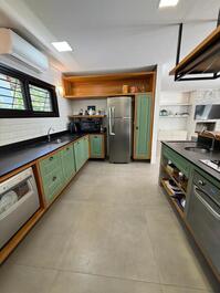 House 3 suites with swimming pool Lagoa da Conceição - RENTAL PER SEASON