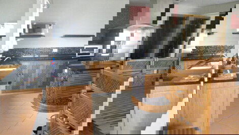 Cobertura en la playa grande para 10 personas.