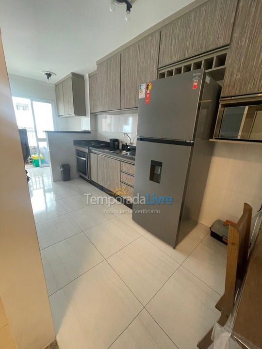 Apartamento para aluguel de temporada em Praia Grande (Guilhermina)