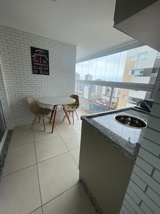 Apartamento para aluguel de temporada em Praia Grande (Guilhermina)