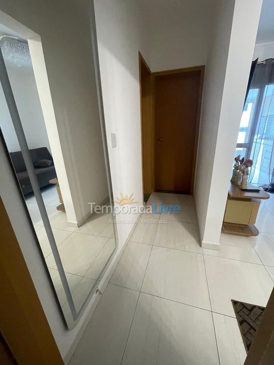 Apartamento para aluguel de temporada em Praia Grande (Guilhermina)