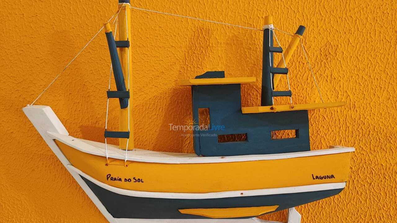 Apartamento para aluguel de temporada em Laguna (Praia do Sol)