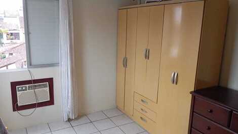 2 DORMITÓRIOS EM RUA DIRETA AO MAR