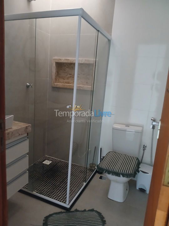 Apartamento para aluguel de temporada em Porto Seguro (Praia de Taperapuan)