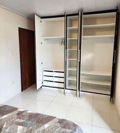 CASA DE 3 HABITACIONES