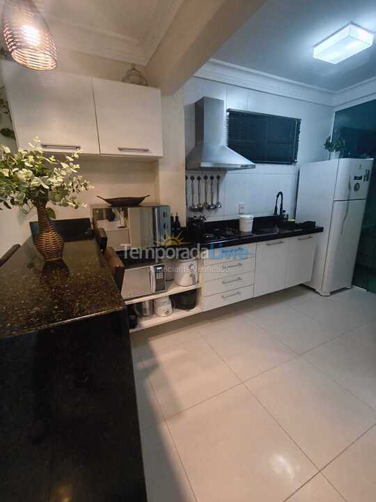 Apartamento para alquiler de vacaciones em Bombinhas (Praia de Bombas)