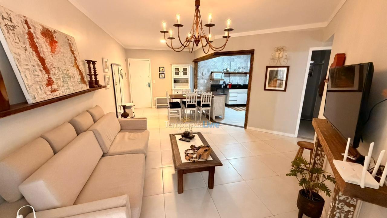 Apartment for vacation rental in Balneário Camboriú (Praia Central)