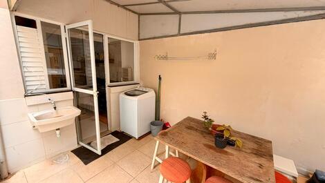 Seasonal rental in Ed. Tatiane: 2 bedrooms // private terrace