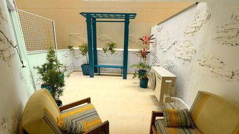 Seasonal rental in Ed. Tatiane: 2 bedrooms // private terrace