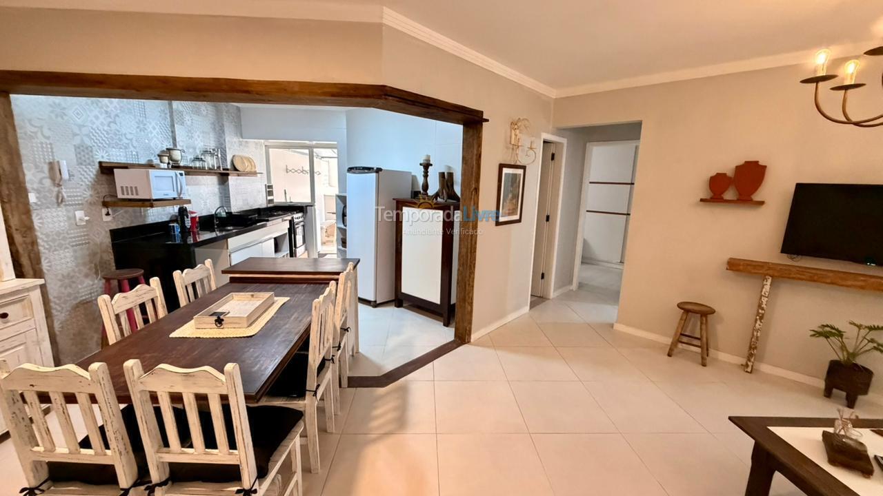 Apartment for vacation rental in Balneário Camboriú (Praia Central)