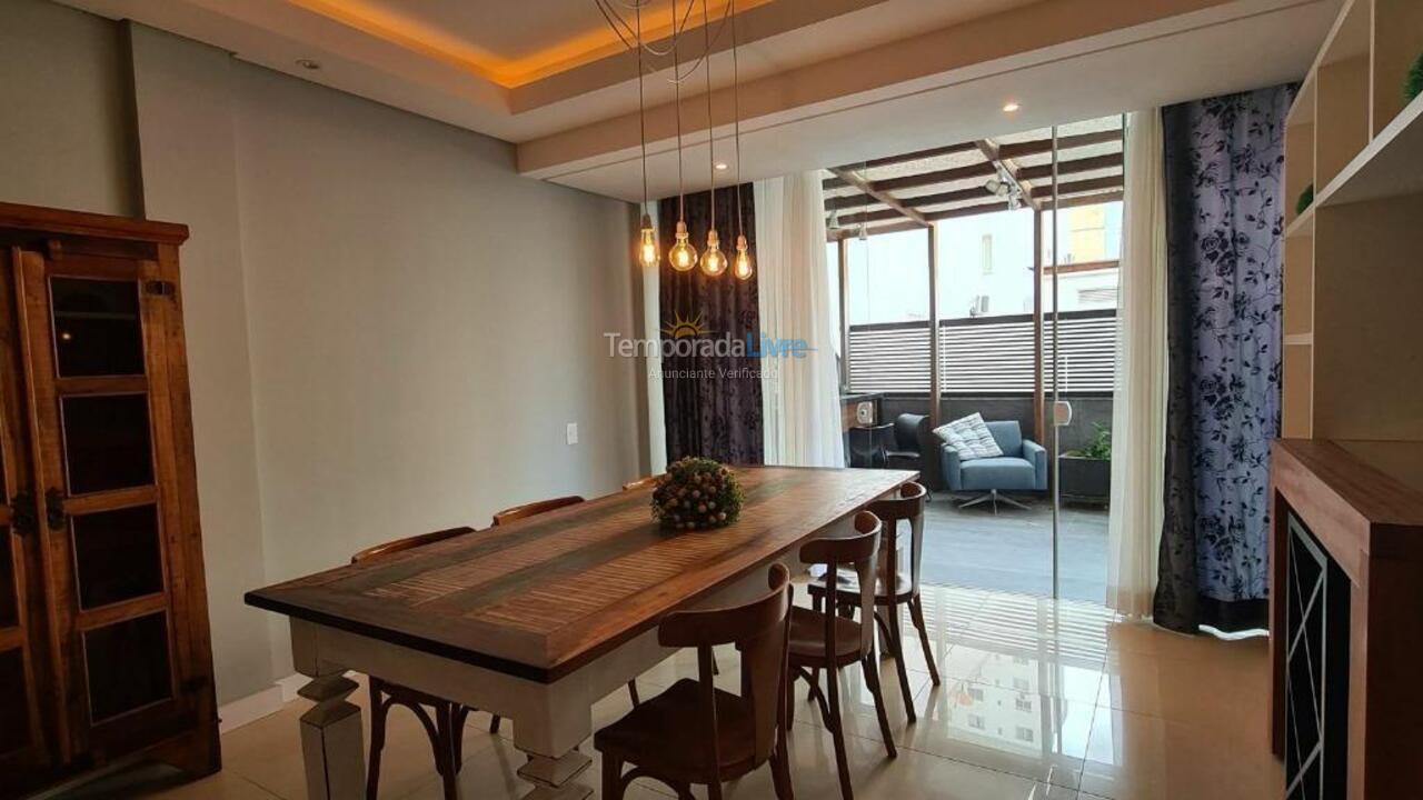 Apartamento para alquiler de vacaciones em Balneário Camboriú (Praia Central)