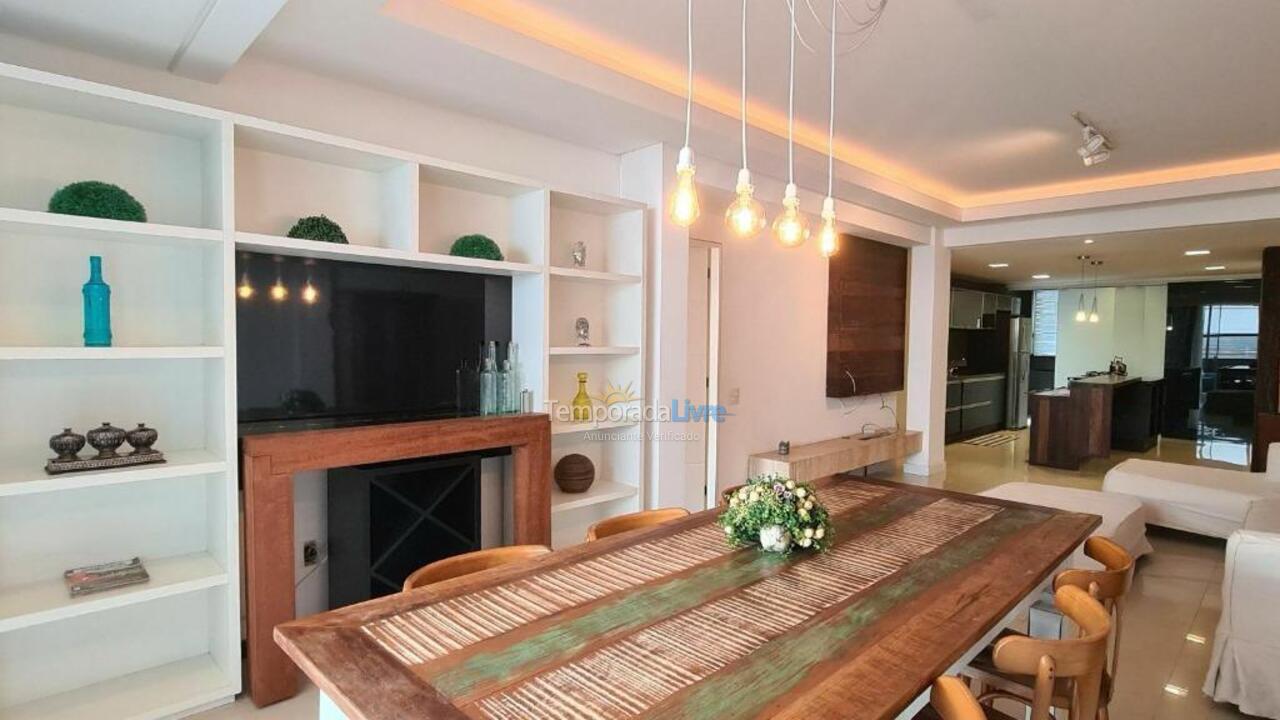 Apartamento para alquiler de vacaciones em Balneário Camboriú (Praia Central)