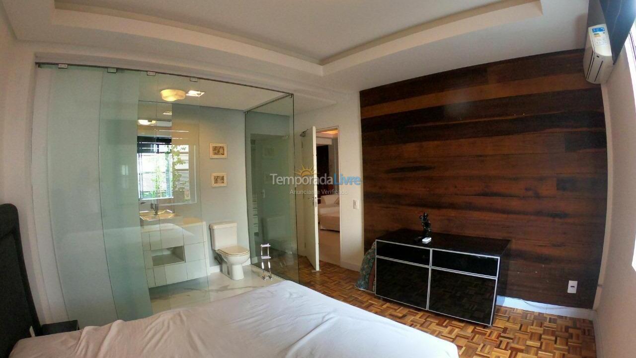 Apartamento para alquiler de vacaciones em Balneário Camboriú (Praia Central)